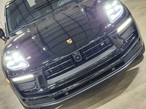 Used 2023 Porsche Macan S image 20