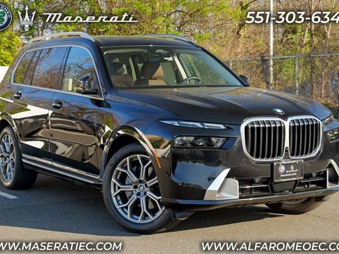 Used 2024 BMW X7 xDrive40i w/ Climate Comfort Package AWD/4WD image 1