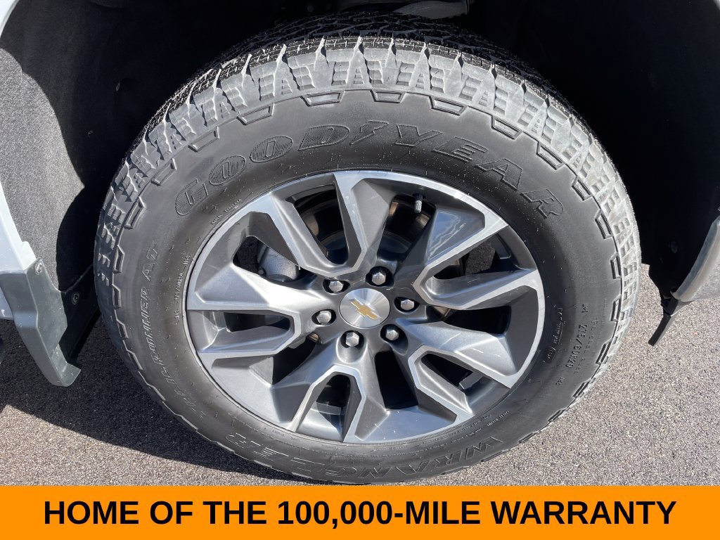 Used 2024 Chevrolet Silverado 1500 LT AWD/4WD image 31