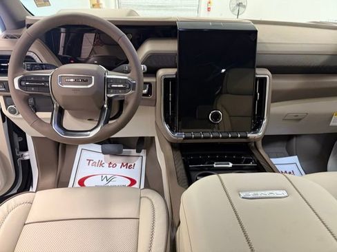 New 2026 GMC Yukon Denali w/ Sun & Power Step Package image 18