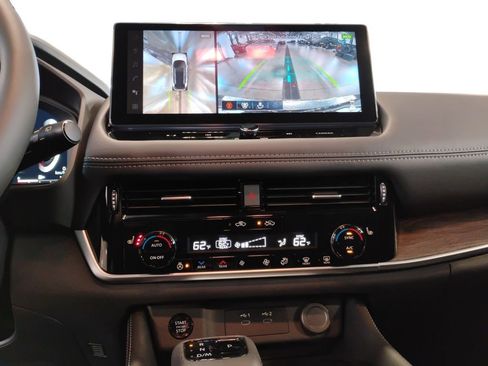 New 2026 Nissan Rogue Platinum w/ Platinum Premium Package image 16