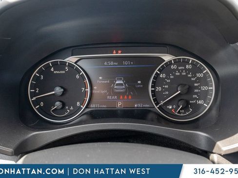 Used 2023 Jeep Compass Limited AWD/4WD image 6