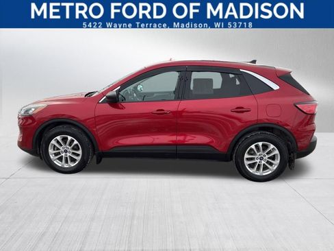Used 2022 Ford Escape SE image 5