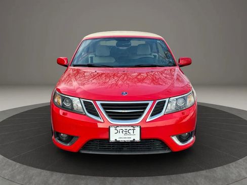 Used 2010 Saab 9-3 Aero w/ Aero Premium Package image 2
