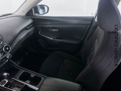 Certified 2024 Nissan Sentra SR FWD image 22