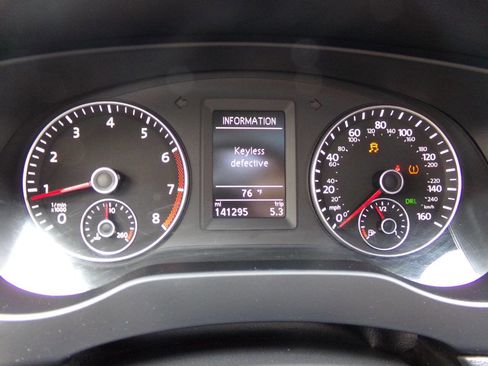 Used 2013 Volkswagen Jetta GLI Autobahn image 47