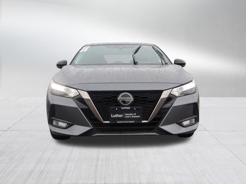 Used 2023 Nissan Sentra SR w/ Electronics Package FWD image 2
