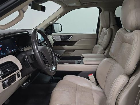 Used 2020 Lincoln Navigator L Reserve image 7