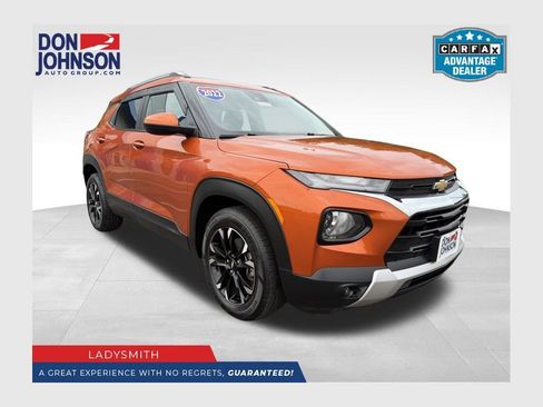 Used 2022 Chevrolet TrailBlazer LT w/ Convenience Package FWD image 1
