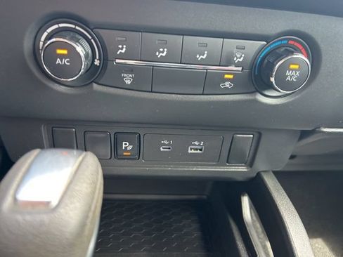 Used 2024 Nissan Frontier S w/ Technology Package AWD/4WD image 29