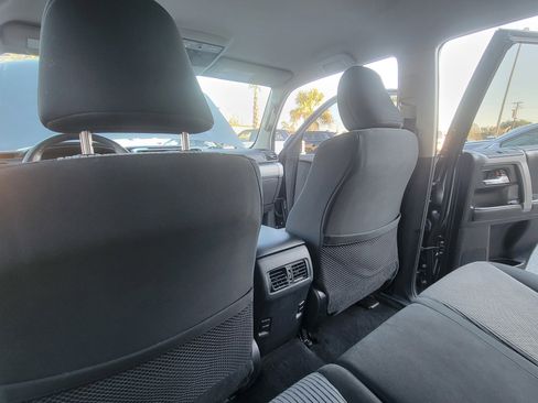 Used 2018 Toyota 4Runner SR5 image 38