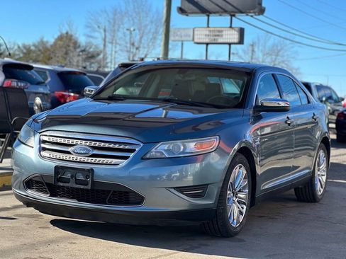 Used 2010 Ford Taurus Limited image 3