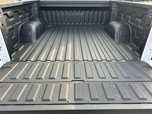 New 2026 GMC Sierra 1500 Elevation w/ LPO, Elevation Black Package image 26