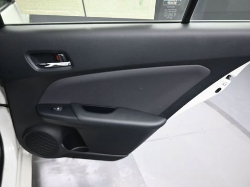 Used 2016 Toyota Prius Three Touring image 31