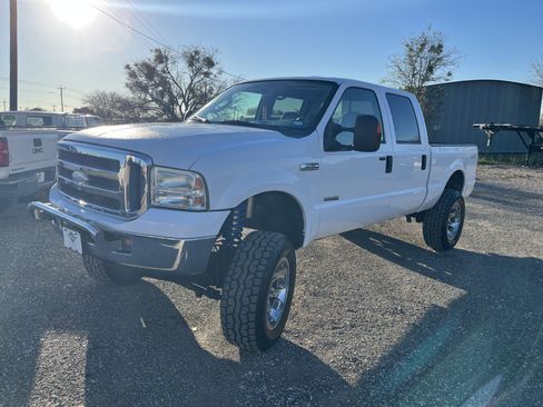 Used 2007 Ford F250 Lariat AWD/4WD image 1