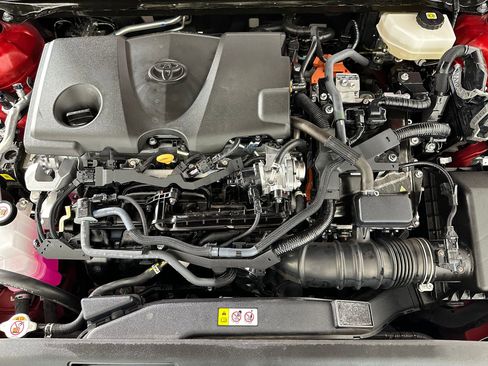 Used 2025 Toyota Camry LE image 31