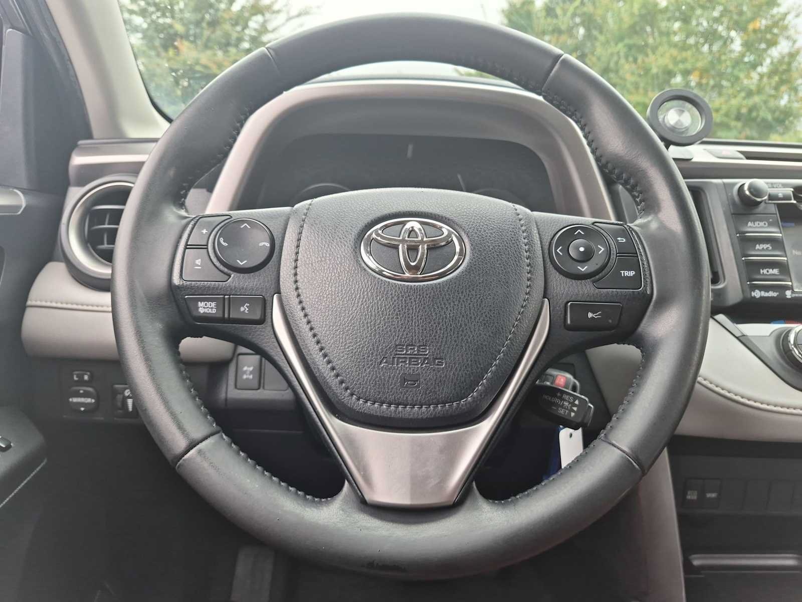 Used 2017 Toyota RAV4 XLE w/ Plus Special Value Package AWD/4WD image 22