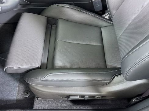 New 2026 Subaru Outback Touring XT image 38