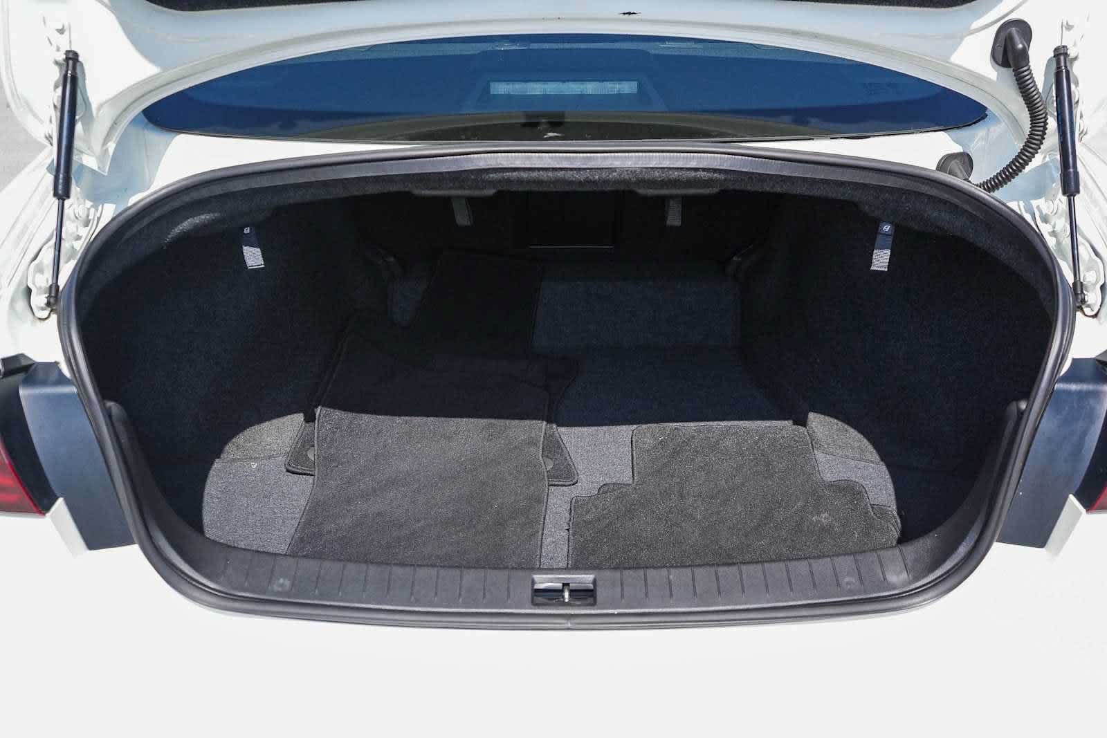 Used 2024 INFINITI Q50 Luxe w/ Cargo Package RWD image 26
