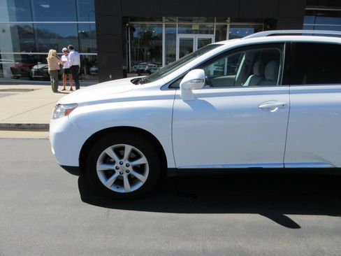 Used 2010 Lexus RX 350 AWD w/ Premium Pkg image 2