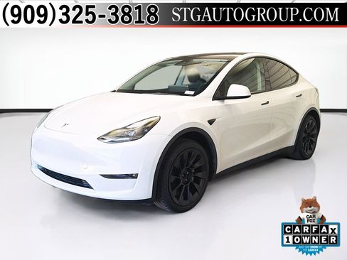 Used 2023 Tesla Model Y Long Range AWD/4WD image 1