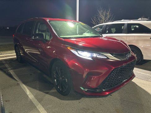Certified 2023 Toyota Sienna XSE w/ XSE Plus Package image 1