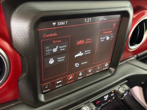 Used 2023 Jeep Gladiator Rubicon w/ Cold Weather Group image 31