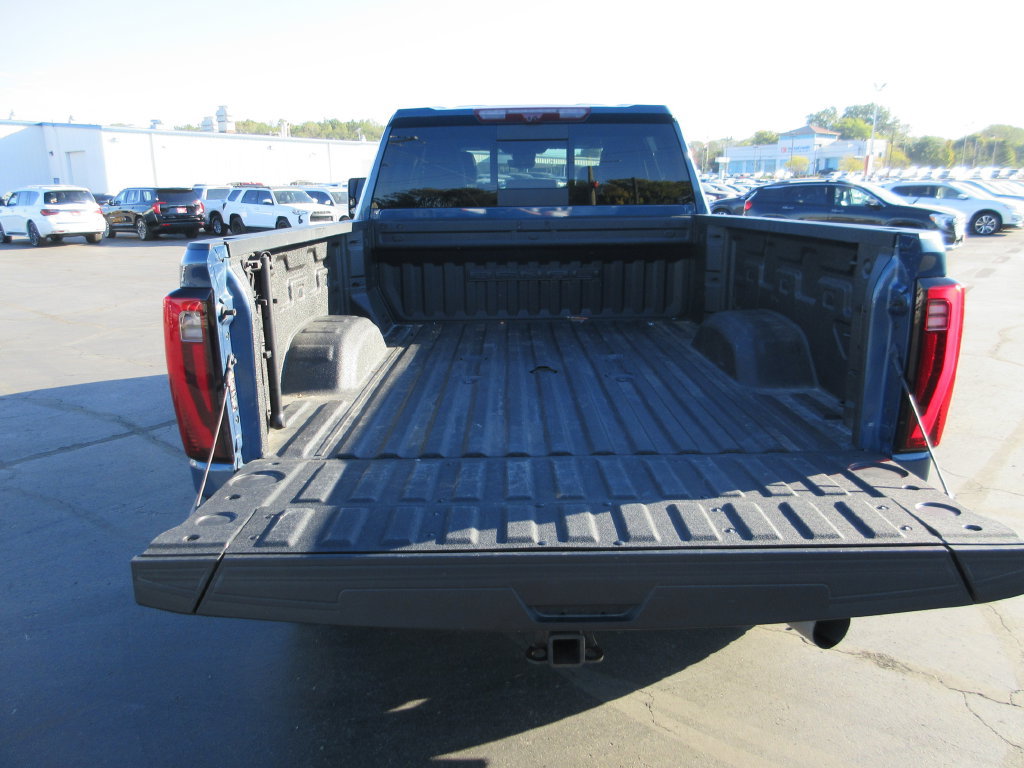 Certified 2024 GMC Sierra 2500 Denali Ultimate AWD/4WD image 8