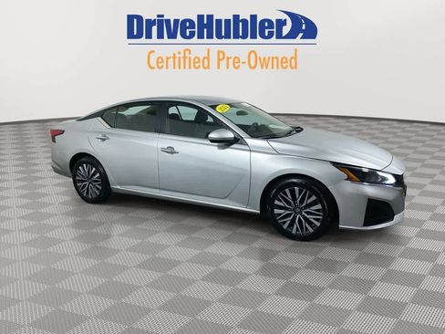 Used 2023 Nissan Altima 2.5 SV image 8