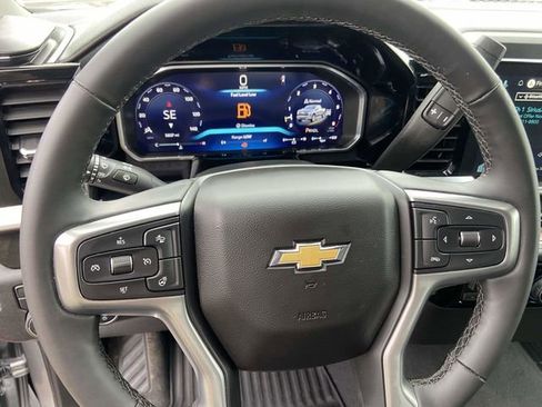 Used 2026 Chevrolet Silverado 1500 LT image 22