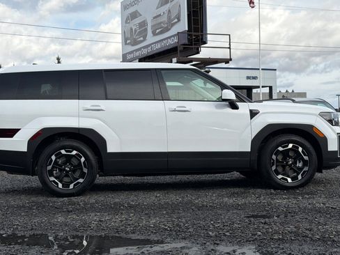 New 2026 Hyundai Santa Fe SE image 3