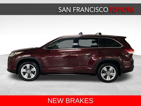 Used 2017 Toyota Highlander Limited AWD/4WD image 2
