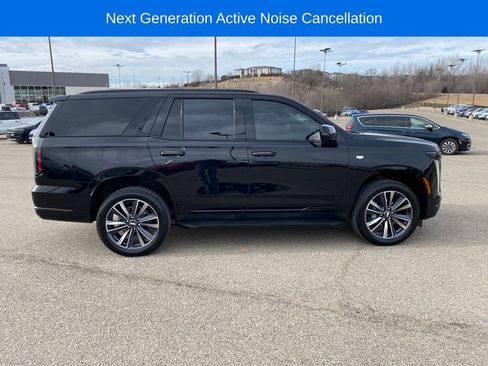 Used 2025 Cadillac Escalade Sport image 7