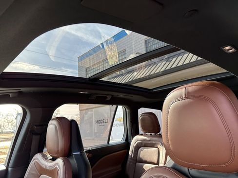 Used 2020 Lincoln Aviator Reserve w/ Equipment Group 201A image 27