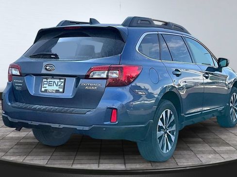 Used 2017 Subaru Outback 2.5i Limited AWD/4WD image 6