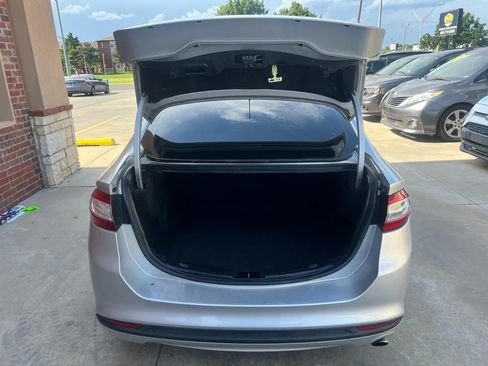 Used 2014 Ford Fusion SE w/ Equipment Group 202A FWD image 31