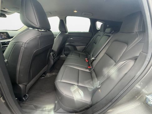 Used 2025 Nissan Murano SV image 16