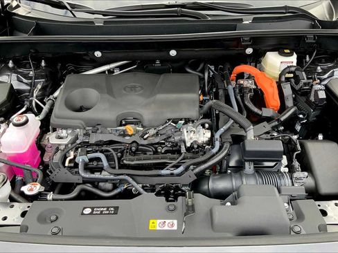 New 2025 Toyota RAV4 XLE image 16