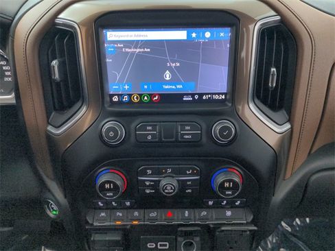 Used 2019 Chevrolet Silverado 1500 High Country image 34