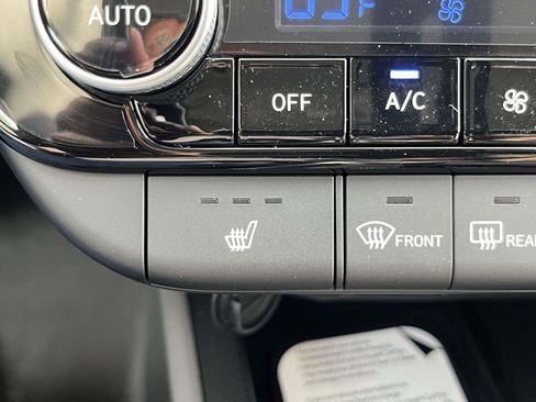 New 2026 Hyundai Elantra SEL Sport Premium FWD image 15