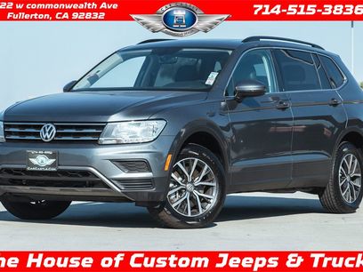 Used 2019 Volkswagen Tiguan SE w/ Panoramic Sunroof Package