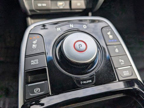 Used 2019 Kia Niro EX Premium w/ Cold Weather Package 1.0 image 14