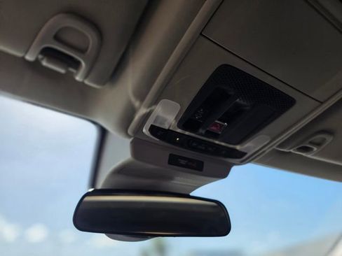 Used 2023 Honda Accord EX image 29