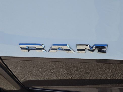 Certified 2023 RAM 2500 Limited image 16