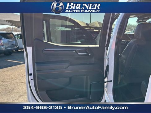 Certified 2025 GMC Sierra 1500 AT4 w/ AT4 Premium Package image 13