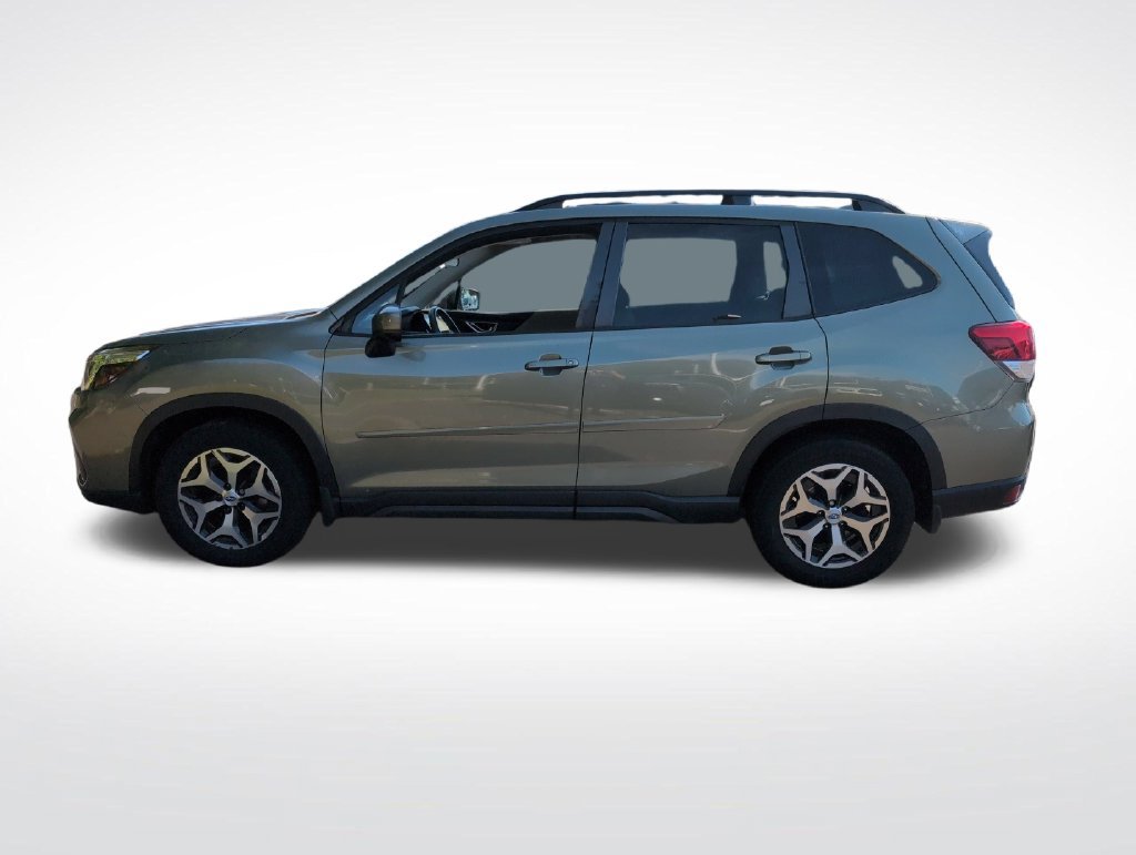 Used 2020 Subaru Forester Premium AWD/4WD image 4