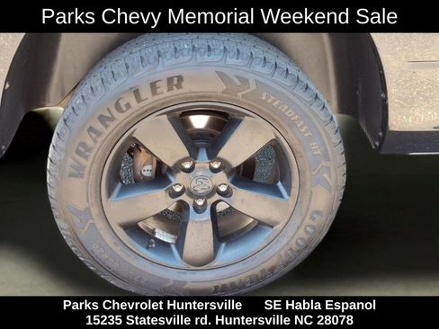 Used 2016 RAM 1500 Express w/ Black Ram 1500 Express Group AWD/4WD image 35