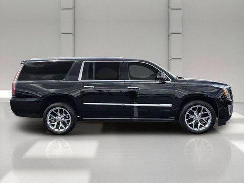 Used 2020 Cadillac Escalade ESV Premium Luxury AWD/4WD image 6