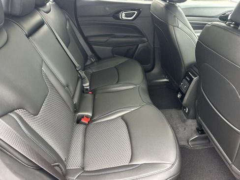 New 2026 Jeep Compass Latitude AWD/4WD image 15