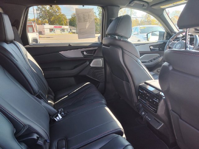 Used 2025 Acura MDX A-Spec w/ Advance Package AWD/4WD image 18
